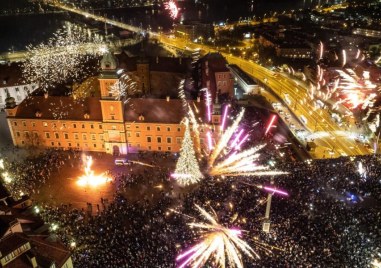 В Полша от новогодишните фойерверки загинаха двама души и възникнаха