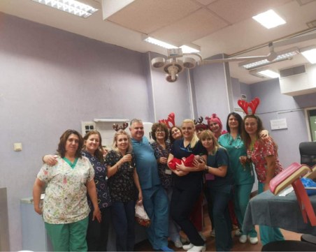 Първото бебе за 2023-а се роди в Пловдив! Малкият Йоан проплака минута след полунощ