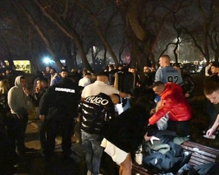 Популярен плаващ нощен клуб в Белград потъна по време на новогодишен купон