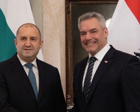 Радев и австрийският канцлер: Охраната на външните граници на ЕС е общ ангажимент на всички държави членки