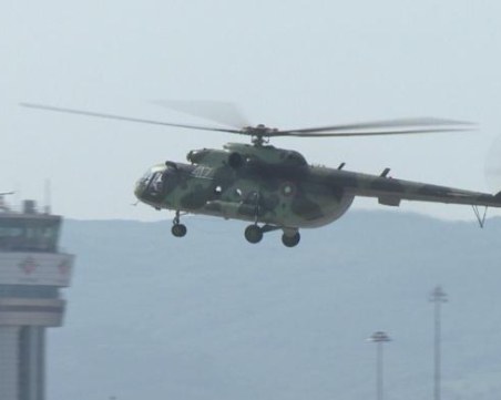 Военен хеликоптер от Крумово излита, за да свали телата на загиналите в Пирин