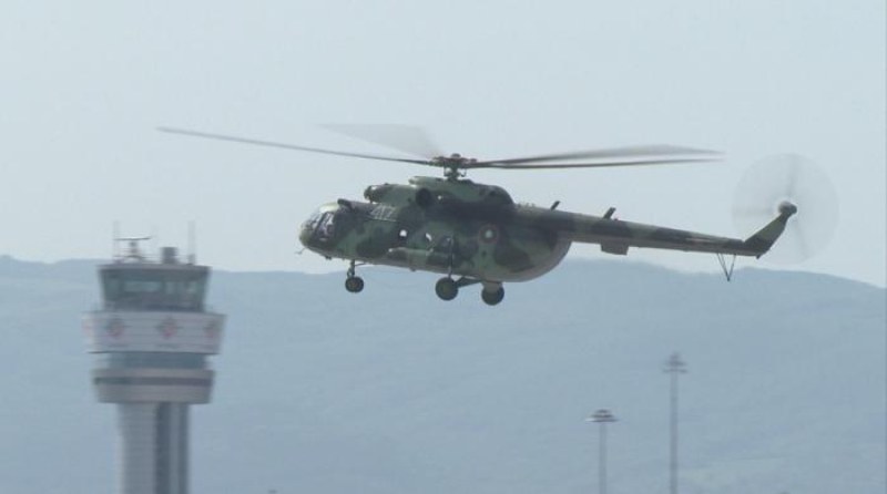 Военен хеликоптер от Крумово излита, за да свали телата на загиналите в Пирин