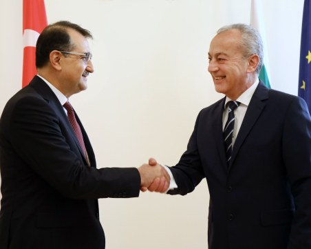 Донев: Подписването на споразумението с „Боташ