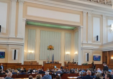 ГЕРБ внесе в парламента проект за решение за изграждане на
