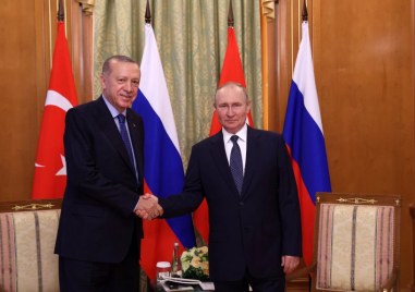Турският президент Реджеп Тайип Ердоган настоя пред руския си колега