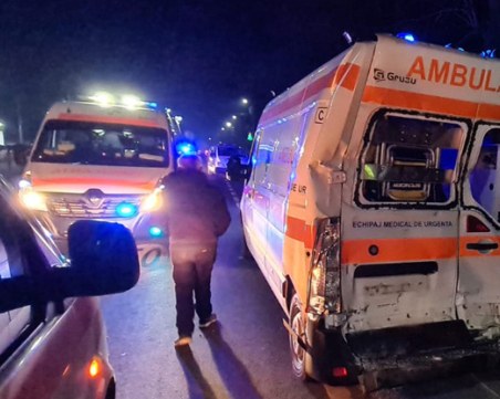 Българин блъсна линейка в Румъния, има загинало дете