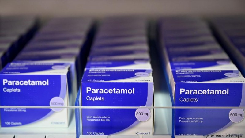 Френското правителство забрани онлайн продажбата на продукти, съдържащи парацетамол, съобщават френските