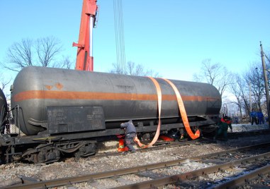 България изпраща помощ за изтеглянето на дерайлиралите в края на