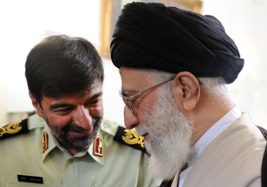 Върховният лидер на Иран аятолах Али Хаменей назначи в събота