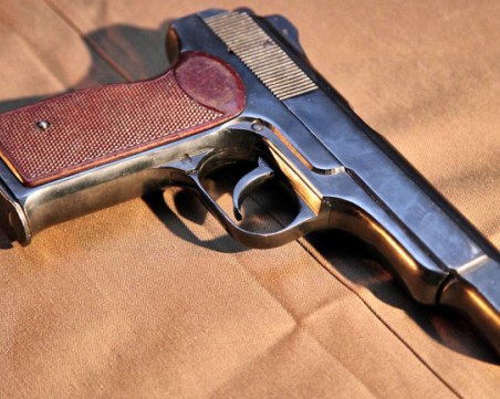 6-годишно дете простреля умишлено учителката си в САЩ