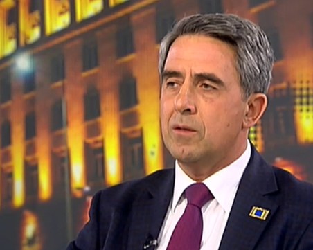 Плевнелиев: Радев да даде третия мандат на ДБ