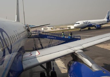 Авиационният регулаторен орган в Индия поиска от местната авиокомпания Гоу