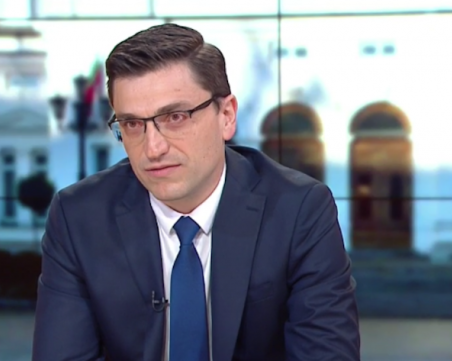 Сабрутев: Готови сме да говорим за големите теми в политиката