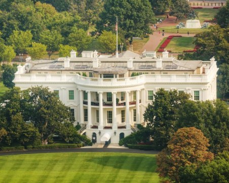 Белият дом за спрените полети: Няма доказателства за кибератака