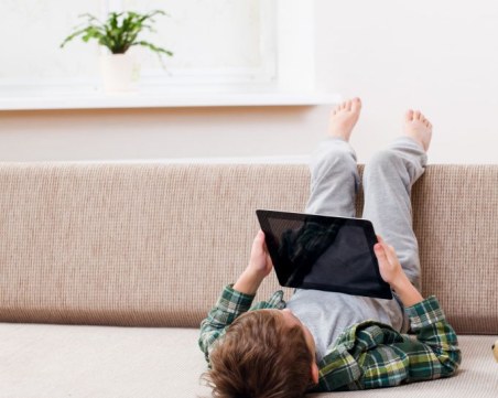 Дигиталните устройства влияят на психоемоционалното състояние на децата