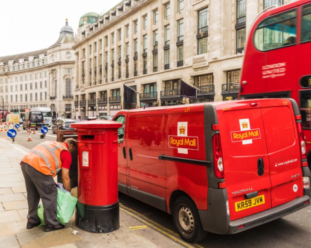 Кибератака блокира работата на британските пощи