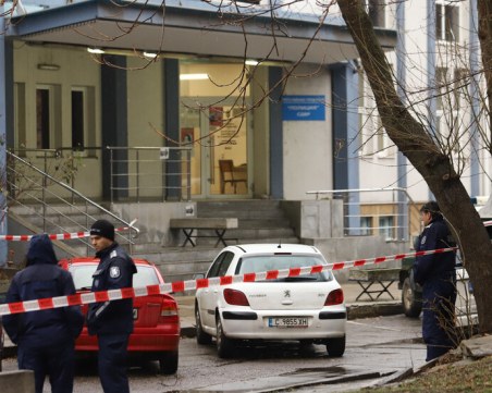 Обвиняват стрелеца по сградата на 3-то районно управление в София