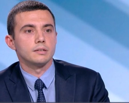 По-високо заплащане за преводачи на жестов език предвиждат законодателни промени