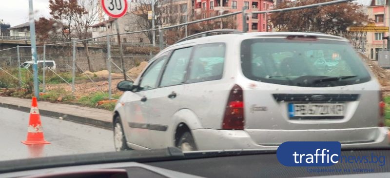 Жена е в болница след катастрофа тази сутрин в Пловдив