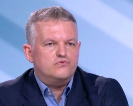 Каква е причината за освобождаването на шефа на НЗОК?