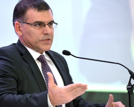 Симеон Дянков скептичен за влизането ни в Шенген