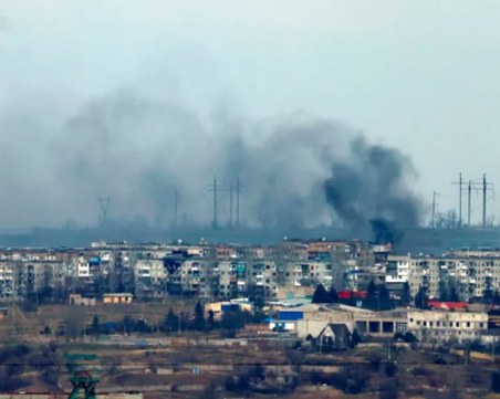 Зеленски: Соледар все още е украински, но имаме нужда от още оръжия