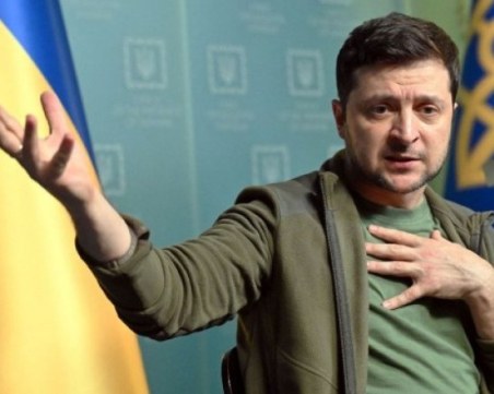 Зеленски: Боевете за Соледар продължават