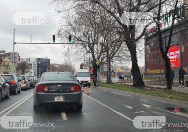 Община Пловдив спази обещанието си и днес подмени светофара на