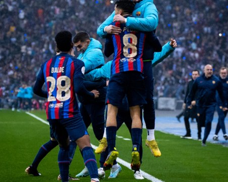 Барселона отнесе Реал Мадрид в Ел Класико и грабна Суперкупата