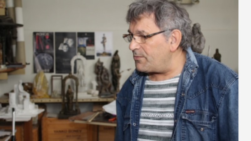 Почина скулпторът Янко Бонев. Той е автор на редица значими