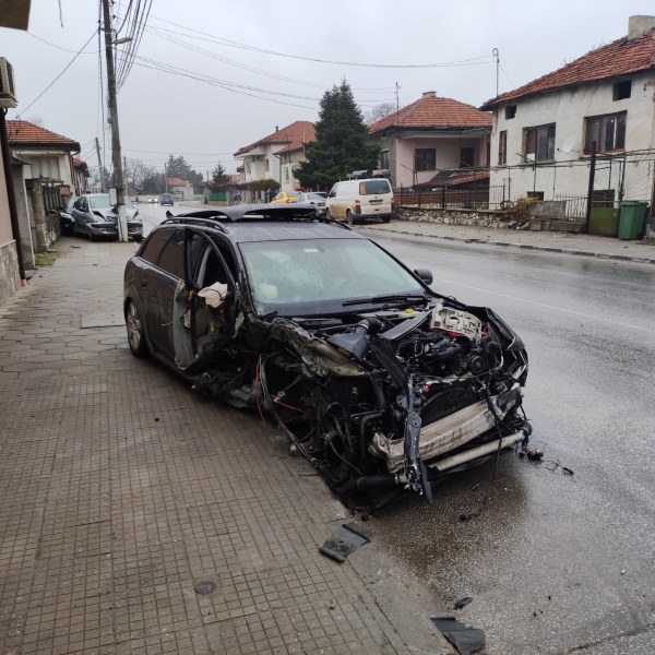 Зверска катастрофа в пловдивско село – шофьорът избяга от местопроизшествието