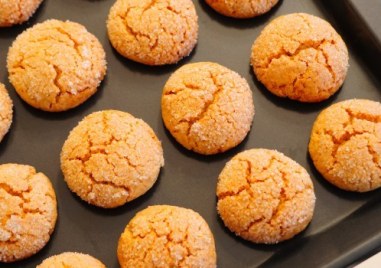 Пробвайте тази невероятна рецепта за домашни сладки Прочетете ощеНеобходими продукти 1 2 кг брашно1