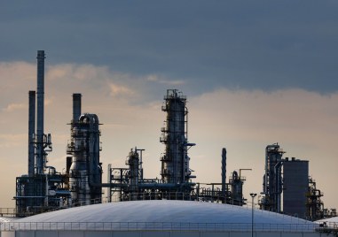 Русия бележи ръст с 28 на приходите от петрол и