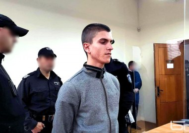 Бургаският районен съд остави за постоянно в ареста шофьора който