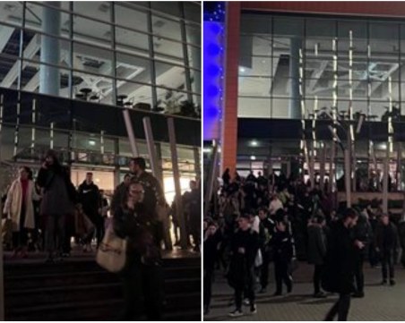 Евакуираха мол в София, проверяват сигнал за бомба