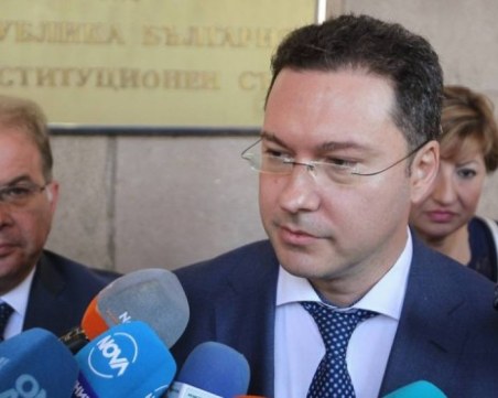 Митов: Трябва да има лидерски разговор