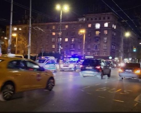 Бус блъсна жена в центъра на София