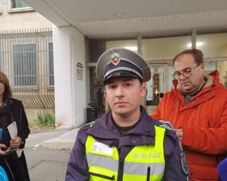 Полицаят, отказал 10 000 евро подкуп, отклонил и 2 други рушвета преди време