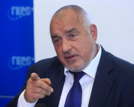 Бойко Борисов отива на лидерска среща с Корнелия Нинова