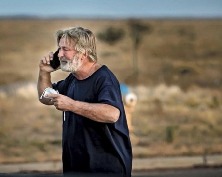 Повдигат обвинения на Алек Болудин за непредумишлено убийство