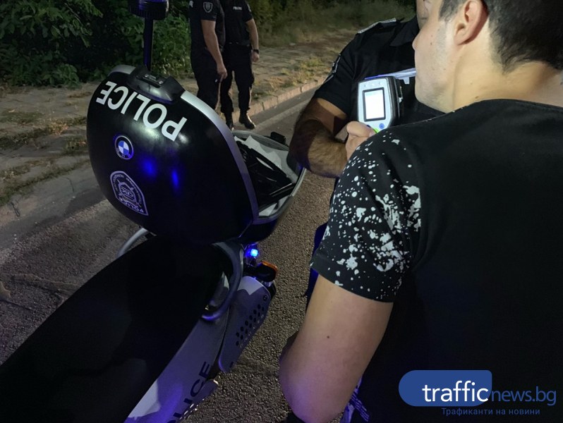10 ареста за пияни и дрогирани шофьори в Пловдивско, мъж без книжка с над 2 промила самокатастрофира