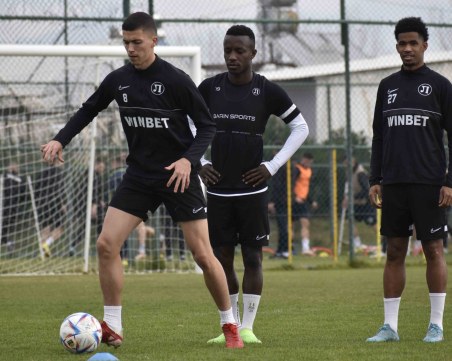 Локо играе втората си контрола на лагера в Турция утре