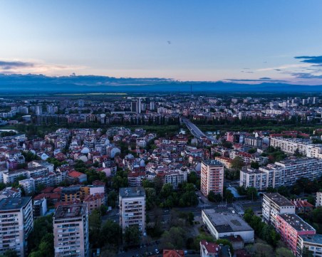 Облачността в Пловдив ще намалее, дъждовете спират