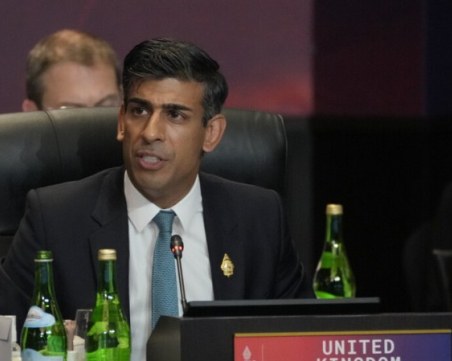 Полицаи глобиха британския премиер