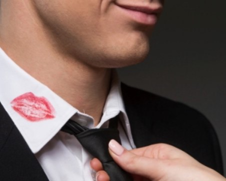 Признаци, че той ви изневерява