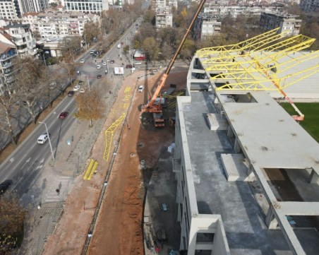 Зико и фенове на изненадваща инспекция на Колежа