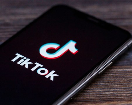 Университетите в САЩ масово забраняват достъпа до TikTok