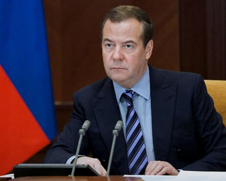 Медведев: Западът иска да изтощи Русия, имат достатъчно оръжия