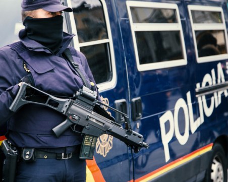 Разбиха схема за експлоатация на украинци в Испания