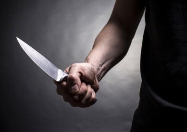 25 годишен гражданин на Киргизстан е прободен в гърдите с нож